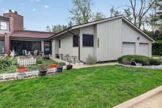 2S661 Marie Curie Lane, Warrenville, IL 60555