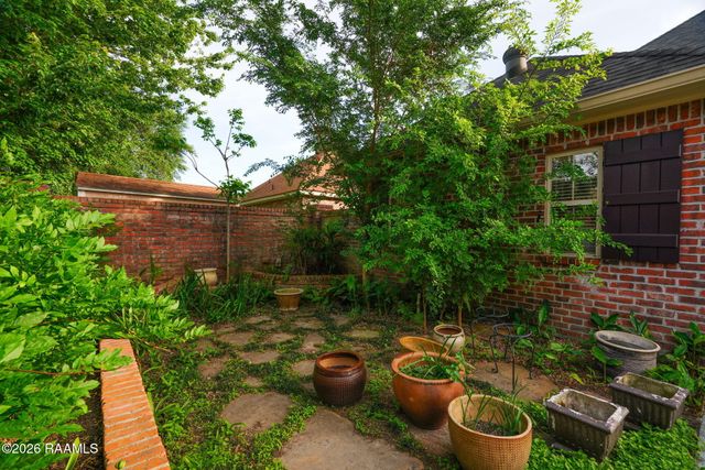 212 Greenhaven Drive, Lafayette, LA 70508