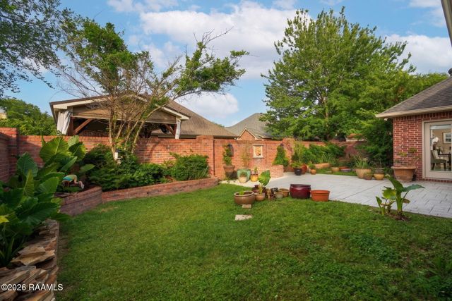 212 Greenhaven Drive, Lafayette, LA 70508