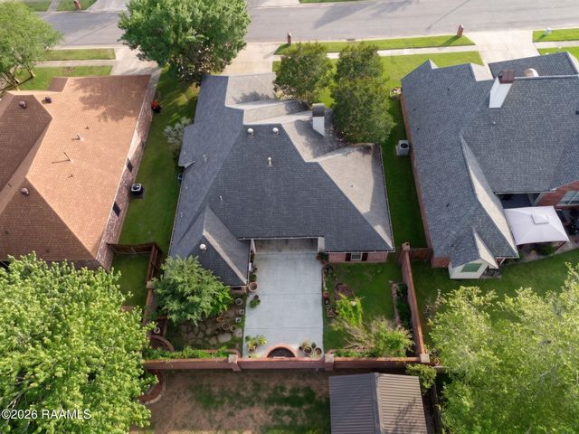 212 Greenhaven Drive, Lafayette, LA 70508
