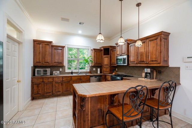 212 Greenhaven Drive, Lafayette, LA 70508