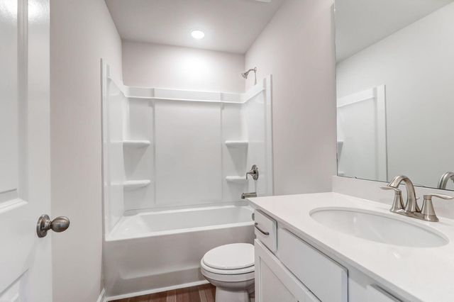 3086 Macaron Court Court, Ravenel, SC 29470