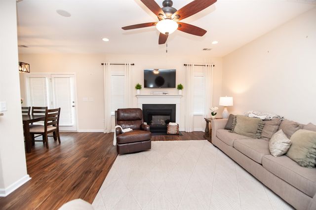606 Big Oak Court, Inman, SC 29349