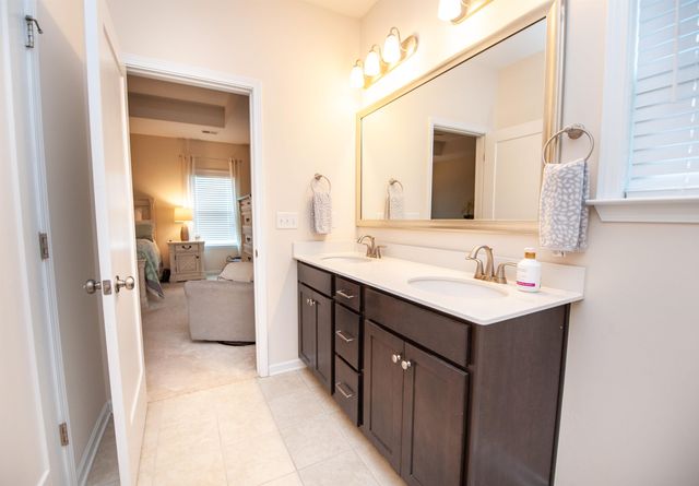 606 Big Oak Court, Inman, SC 29349