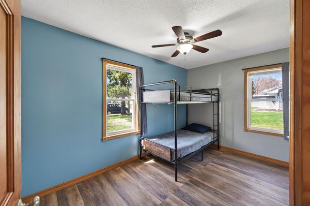 6600 Quebec Avenue N, Brooklyn Park, MN 55428