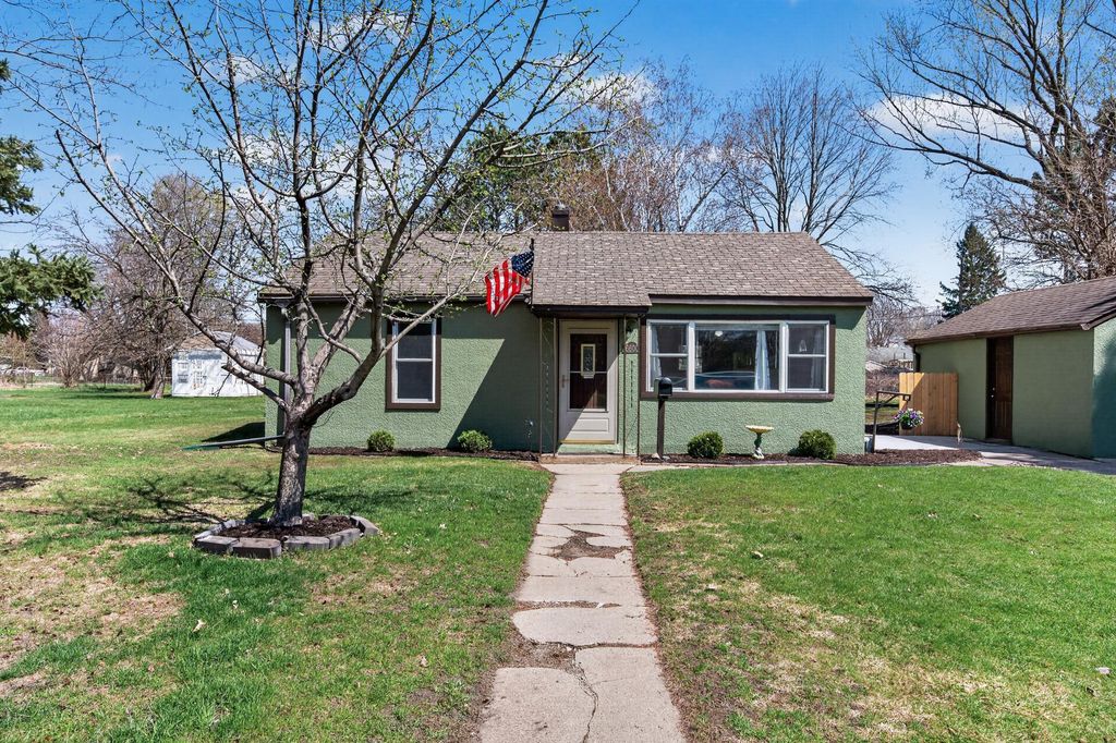 6600 Quebec Avenue N, Brooklyn Park, MN 55428