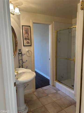 20616 Merridy, Chatsworth, CA 91311