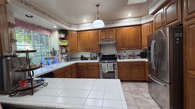 20616 Merridy, Chatsworth, CA 91311