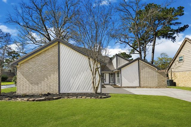 3203 Falling Brook Drive, Houston, TX 77345