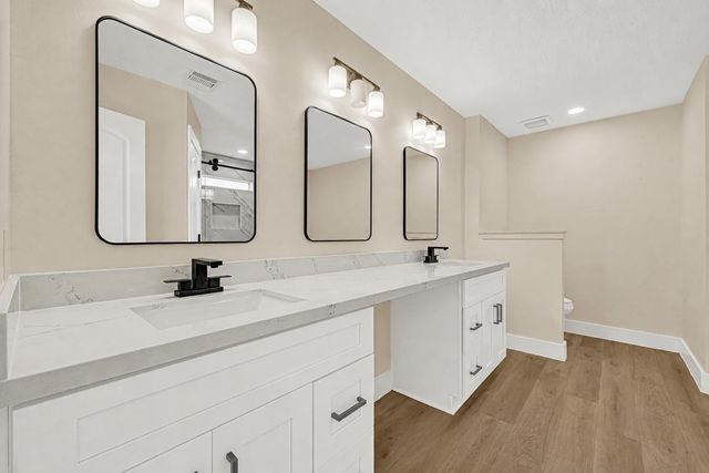 3203 Falling Brook Drive, Houston, TX 77345