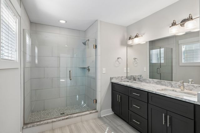 602 Centerpoint Ln, Nashville, TN 37209