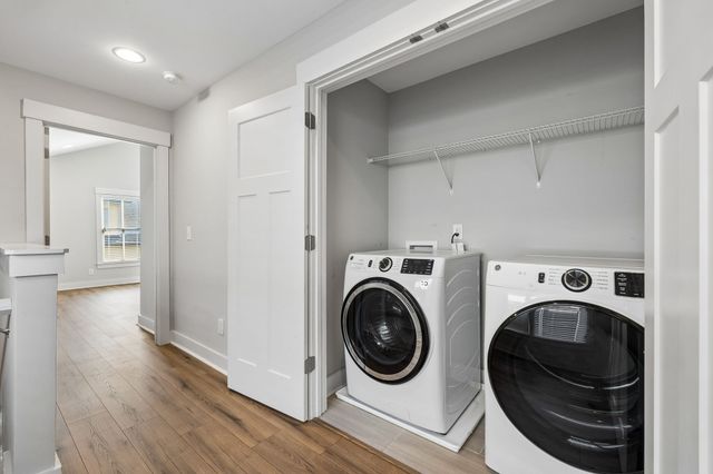 602 Centerpoint Ln, Nashville, TN 37209