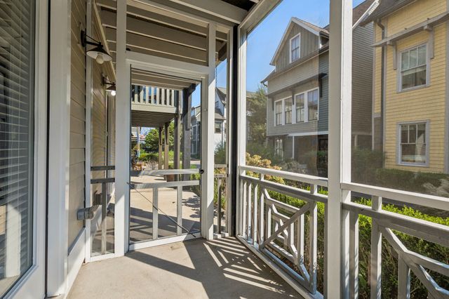 602 Centerpoint Ln, Nashville, TN 37209