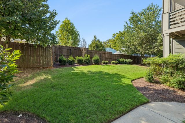 602 Centerpoint Ln, Nashville, TN 37209