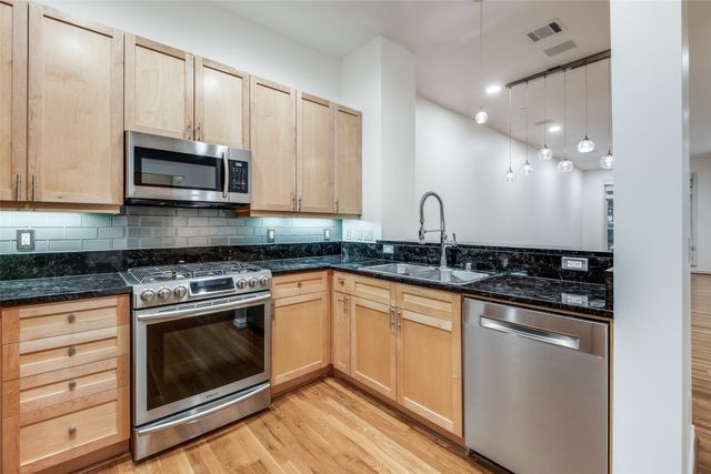 4310 Buena Vista Street 13, Dallas, TX 75205