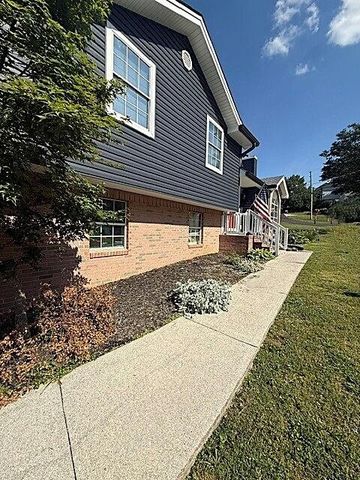 533 Middle View Drive, Ringgold, GA 30736