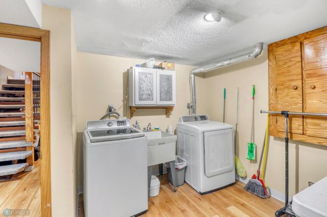 1306 9th Street N, Fargo, ND 58102
