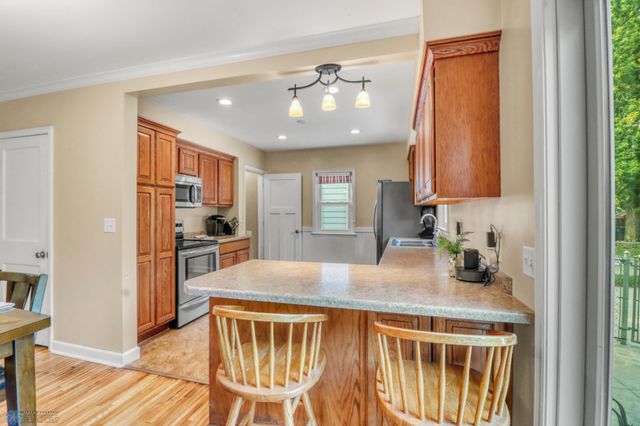 1306 9th Street N, Fargo, ND 58102