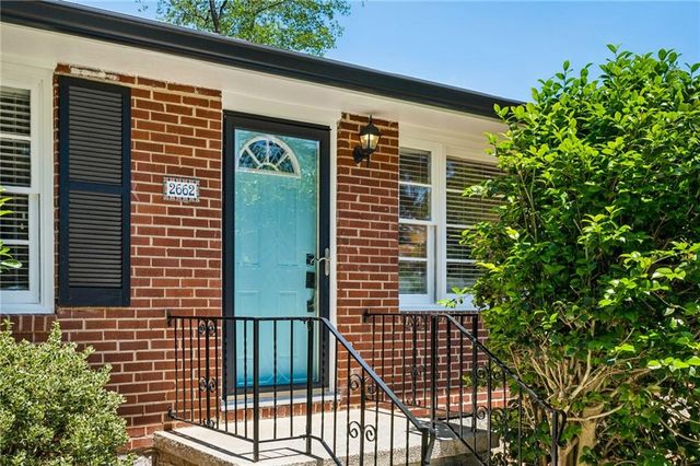 2662 Fox Hills Drive, Decatur, GA 30033