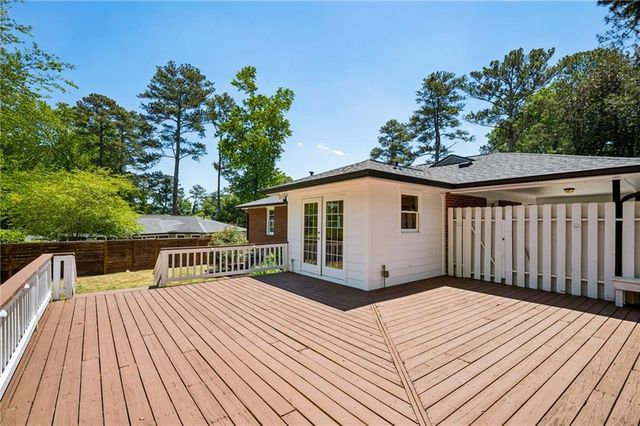 2662 Fox Hills Drive, Decatur, GA 30033
