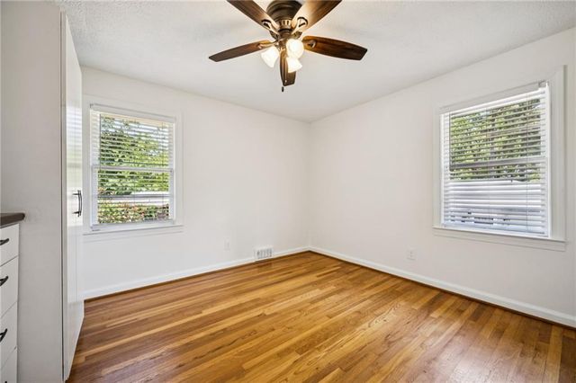 2662 Fox Hills Drive, Decatur, GA 30033