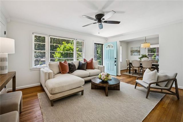 2662 Fox Hills Drive, Decatur, GA 30033