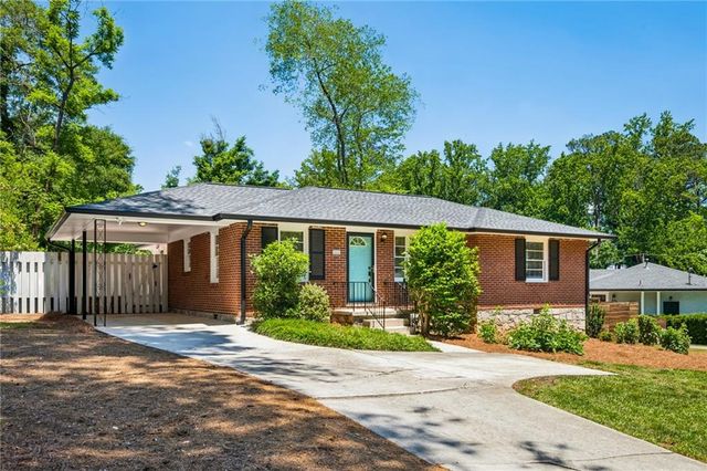 2662 Fox Hills Drive, Decatur, GA 30033