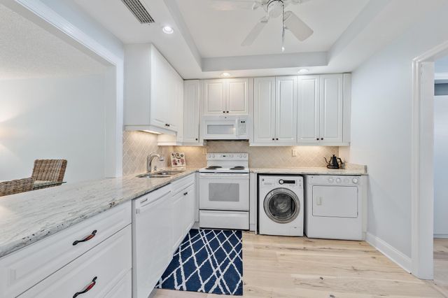 70 Celestial Way 110, Juno Beach, FL 33408