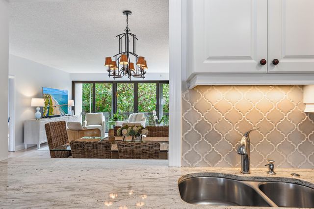 70 Celestial Way 110, Juno Beach, FL 33408