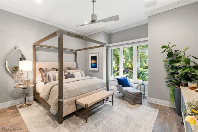 927 Barcarmil WAY, Naples, FL 34110