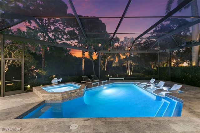 927 Barcarmil WAY, Naples, FL 34110