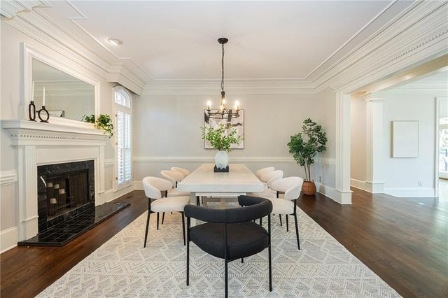 910 Curlew Court, Sandy Springs, GA 30327