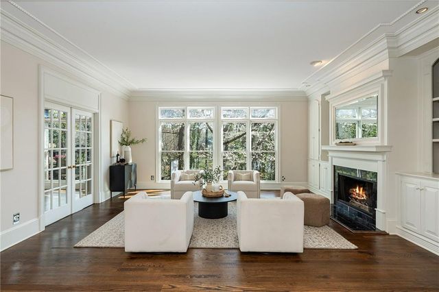 910 Curlew Court, Sandy Springs, GA 30327