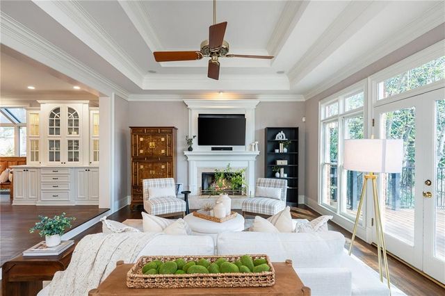 910 Curlew Court, Sandy Springs, GA 30327