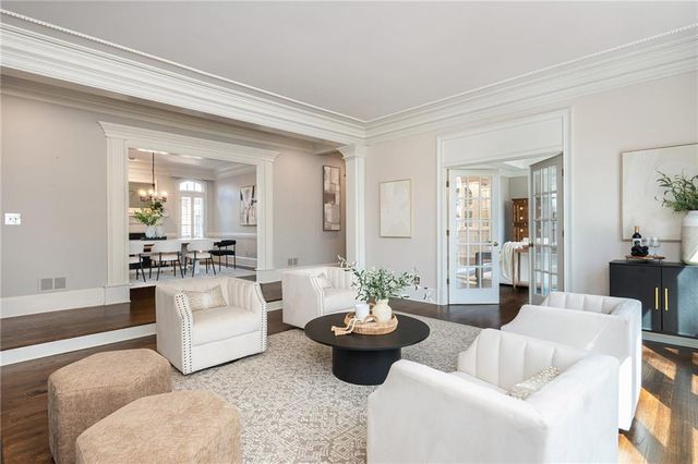 910 Curlew Court, Sandy Springs, GA 30327