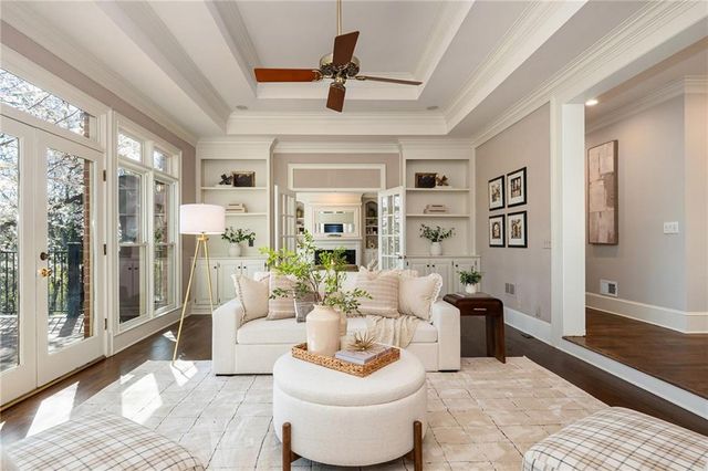 910 Curlew Court, Sandy Springs, GA 30327