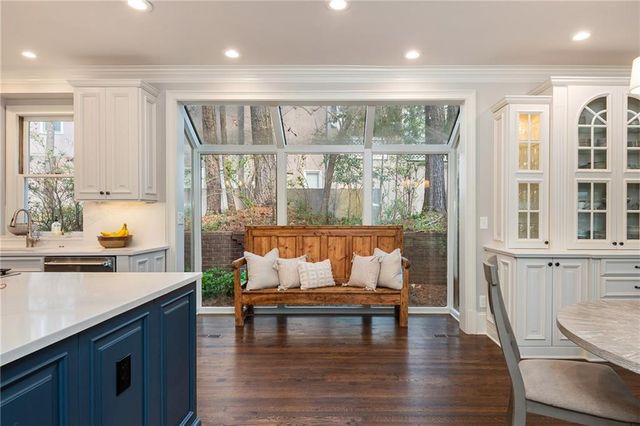 910 Curlew Court, Sandy Springs, GA 30327