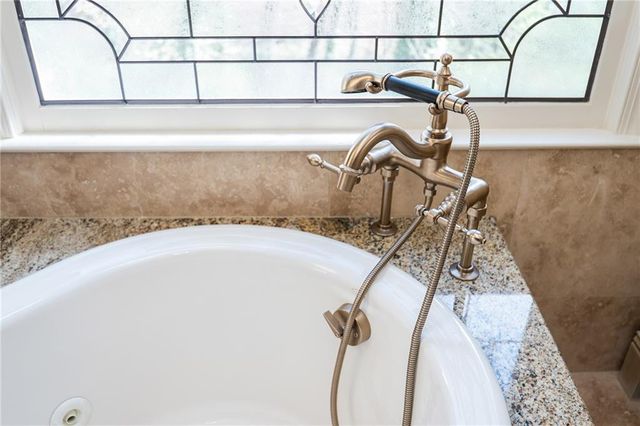 910 Curlew Court, Sandy Springs, GA 30327