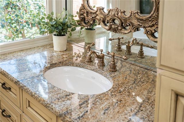 910 Curlew Court, Sandy Springs, GA 30327