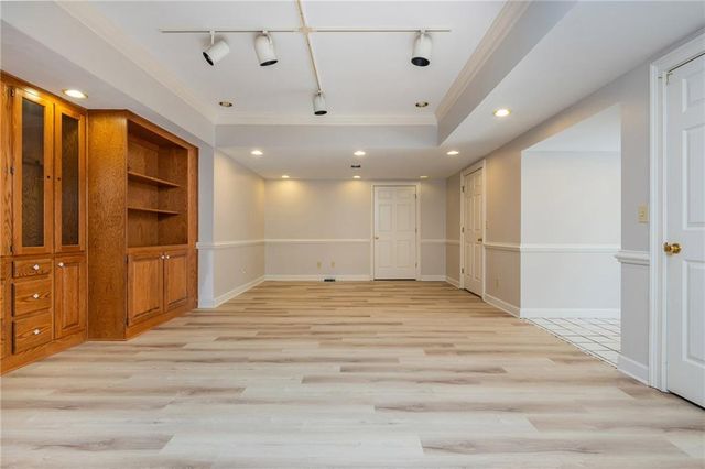 910 Curlew Court, Sandy Springs, GA 30327