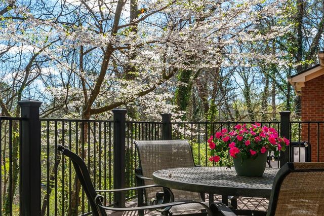 910 Curlew Court, Sandy Springs, GA 30327