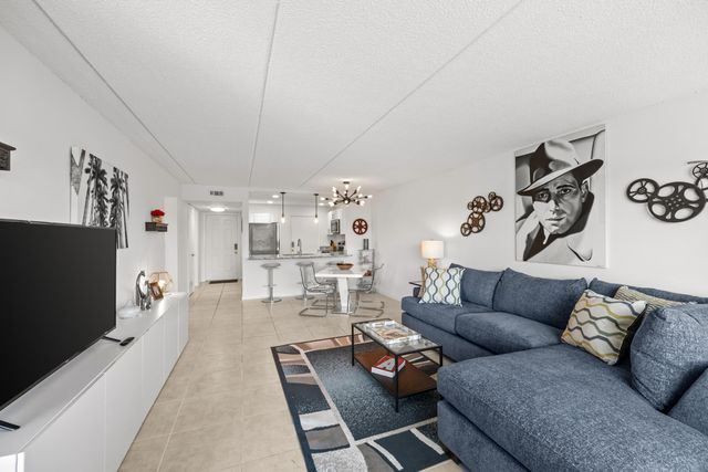4500 N FLAGLER Drive D24, West Palm Beach, FL 33407