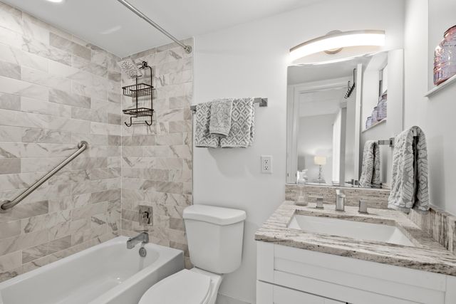 4500 N FLAGLER Drive D24, West Palm Beach, FL 33407