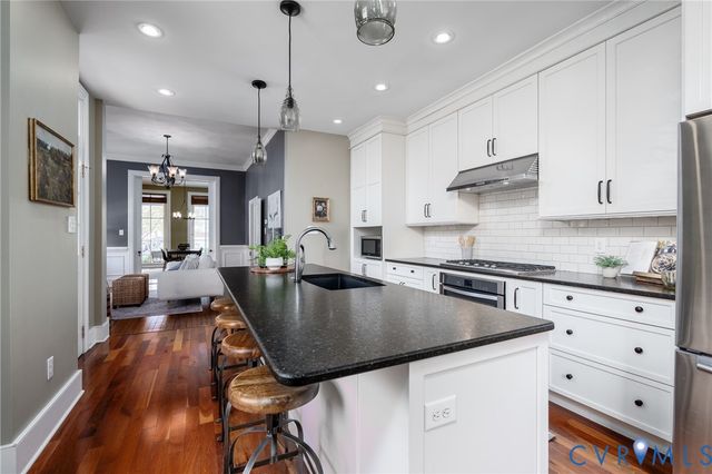 2601 E Grace, Richmond, VA 23223