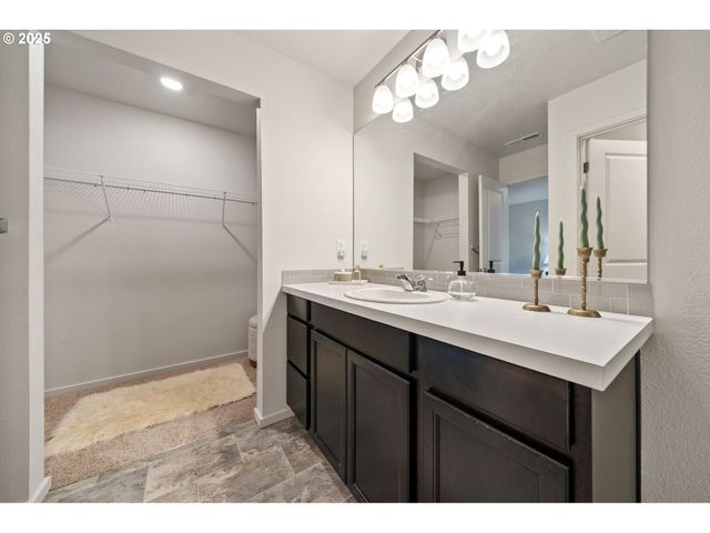 2105 Ne 118TH Pl, Vancouver, WA 98684