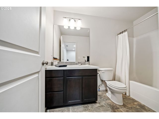 2105 Ne 118TH Pl, Vancouver, WA 98684