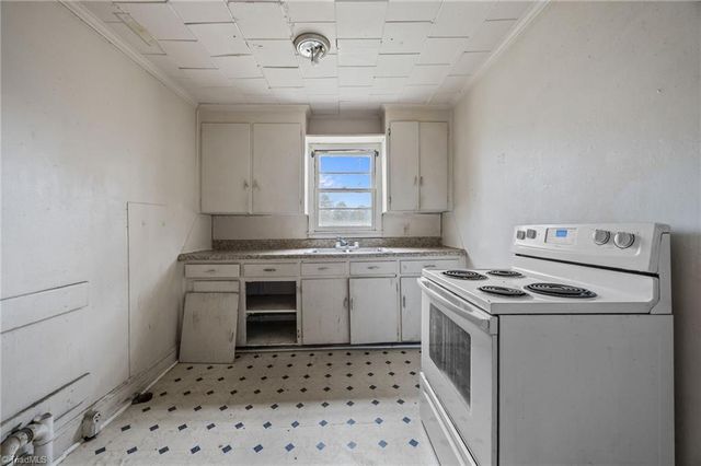 1005 True Lane, High Point, NC 27260