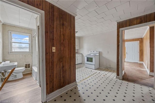 1005 True Lane, High Point, NC 27260