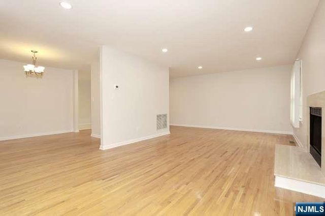 90 Elm Street, Allendale, NJ 07401