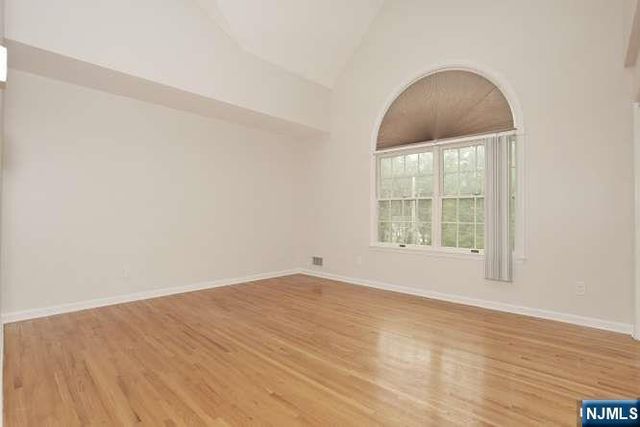 90 Elm Street, Allendale, NJ 07401